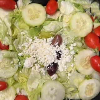Greek Salad w/ Topping